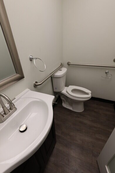 More Photos Of 1312 Federal St, Pittsburgh Medical For Lease