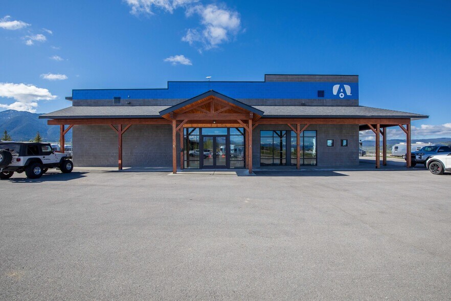 More Photos Of 22 Rorke rd, Etna General Retail For Sale