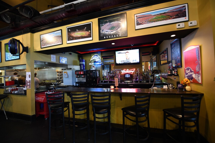 More Photos Of 327 Main St, Greenwood Office For Sale