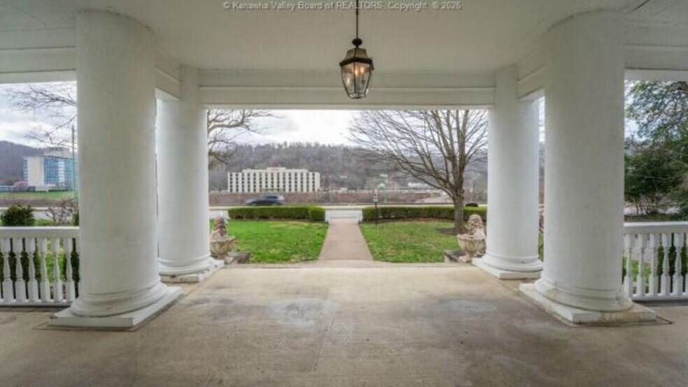 More Photos Of 1510 Kanawha Blvd E, Charleston Office For Sale