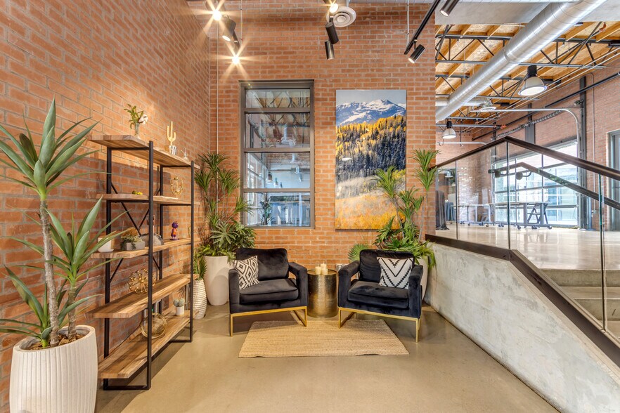 More Photos Of 245 E Jackson St, Phoenix Freestanding For Sale