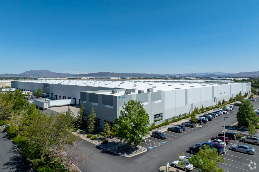 More Photos Of 9085 Moya Blvd, Reno Distribution For Lease
