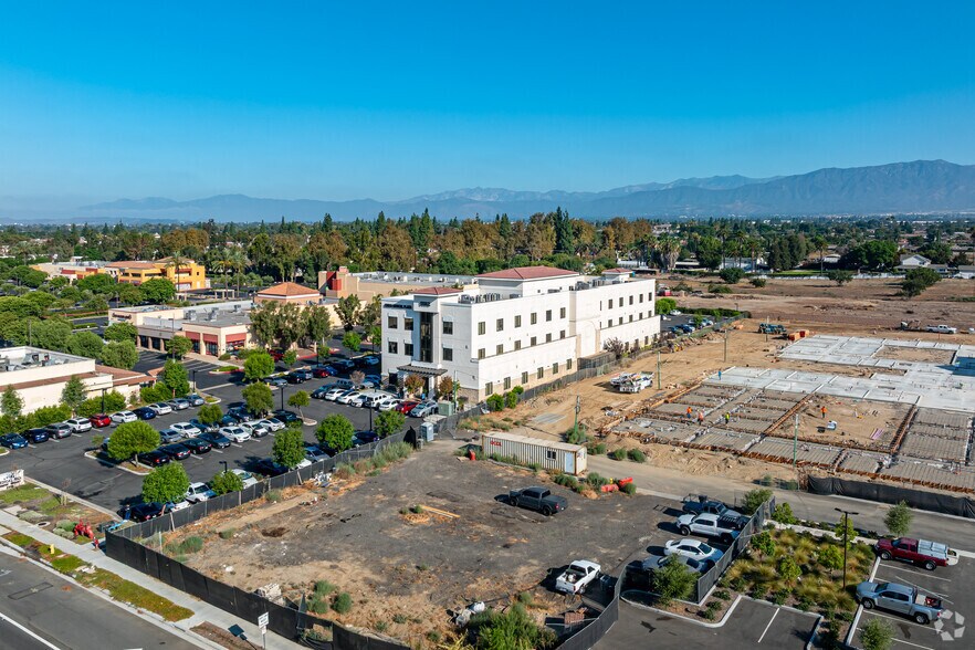 More Photos Of 5562 Philadelphia St, Chino Medical For Sale