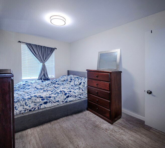 More Photos Of , Redwood City Multifamily For Sale