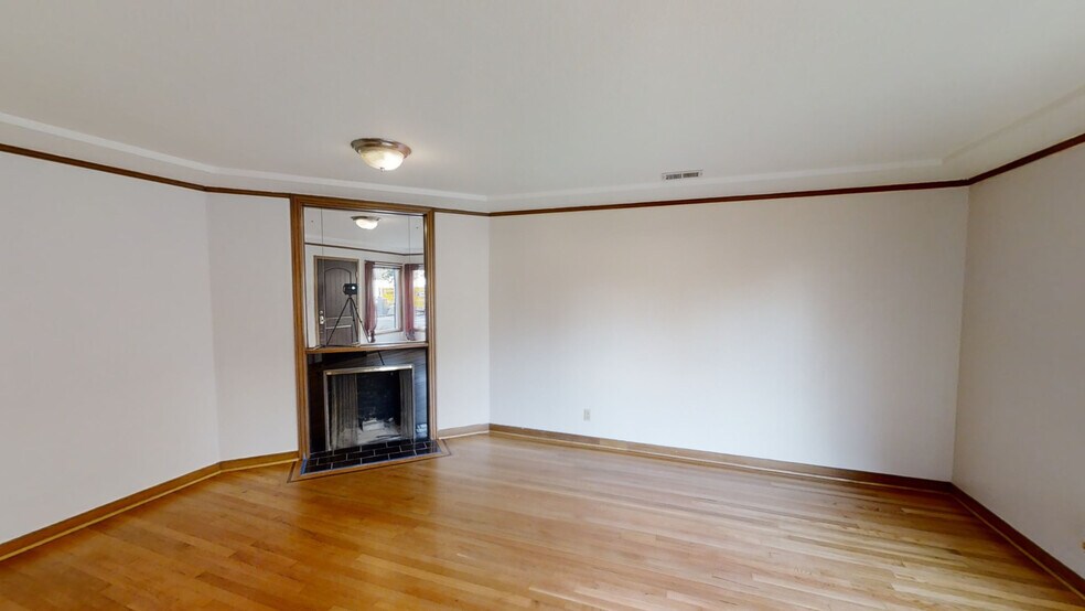 More Photos Of 1603-1611 NE 16th Ave, Portland Office For Lease