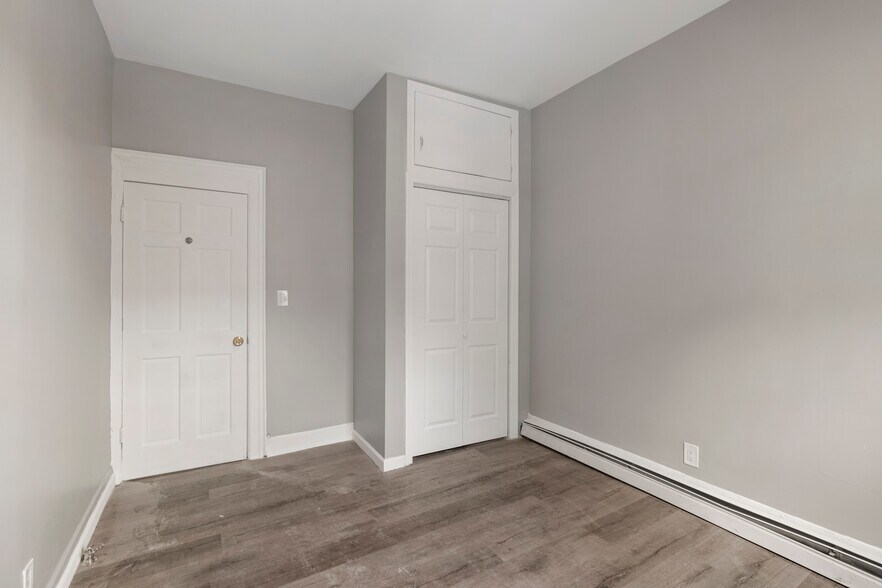 More Photos Of 1711 Zerega Ave, Bronx Storefront Retail Residential For Sale