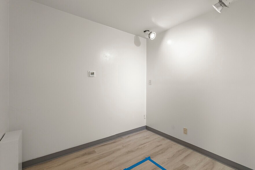 More Photos Of 410-412 E Santa Clara St, San Jose Storefront For Sale