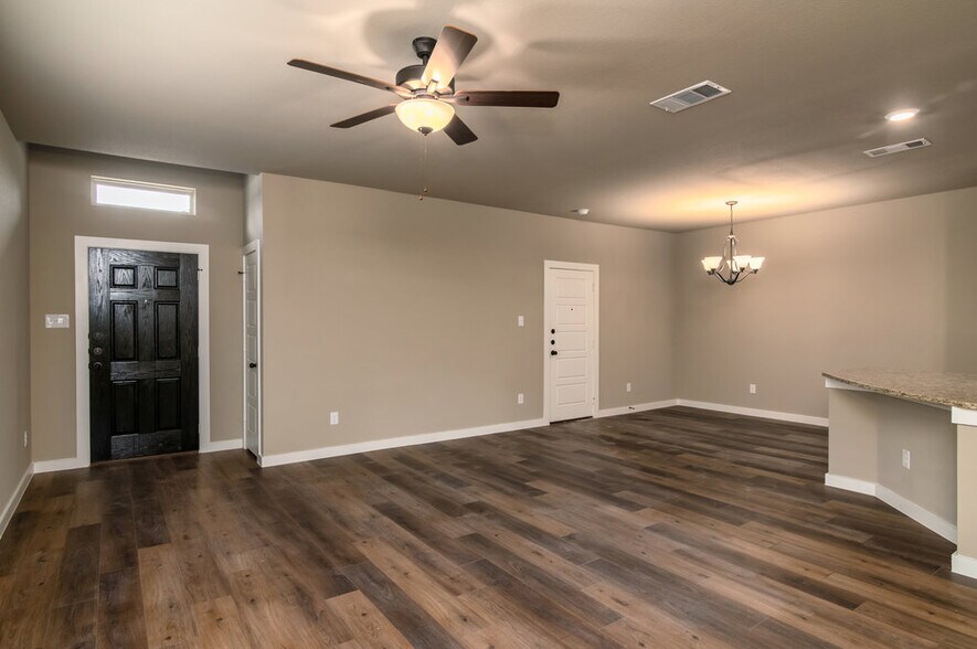 More Photos Of 632 Harvest Moon Dr, Venus Multifamily For Sale