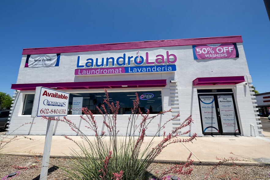 More Photos Of 323-335 N Gilbert Rd, Mesa Unknown For Lease