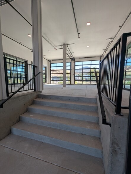 More Photos Of 3285 Cedar Links Dr, Medford Apartments For Lease