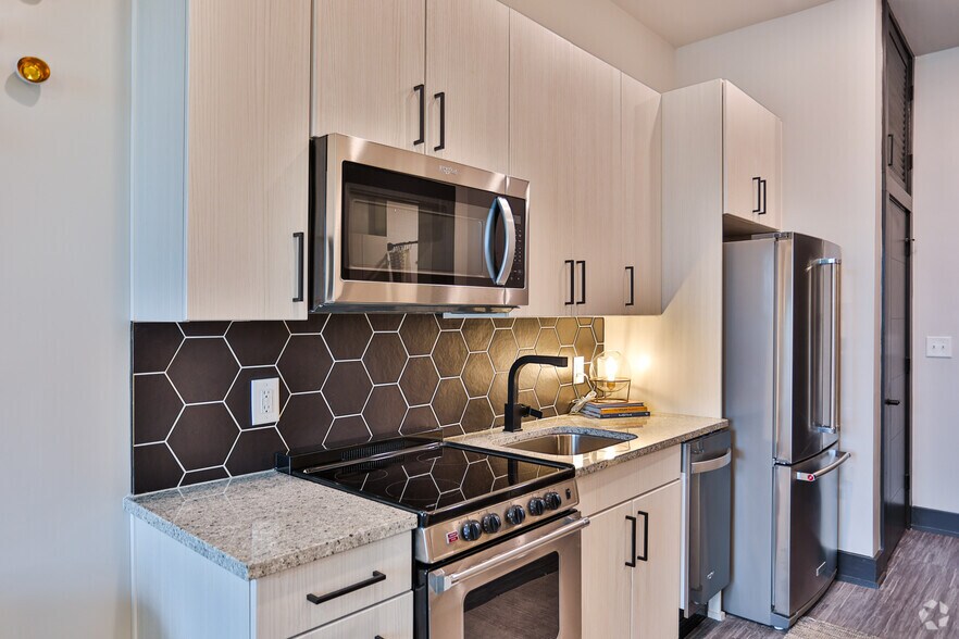 More Photos Of 1425 Winnifred St, Charlotte Apartments For Lease