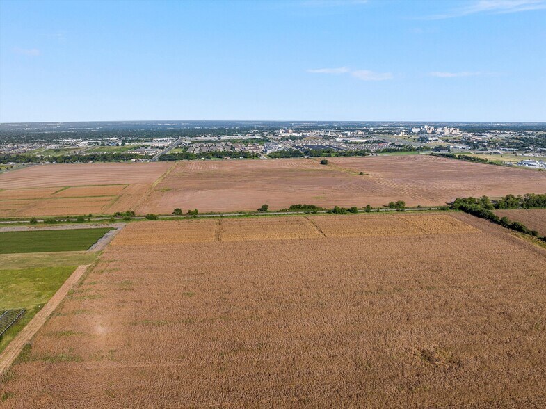 More Photos Of 23033 SE H K Dodgen Loop, Temple Land For Sale