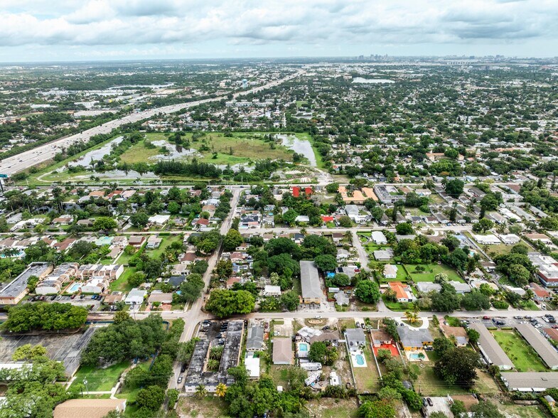 More Photos Of 2743 Pierce St, Hollywood Land For Sale