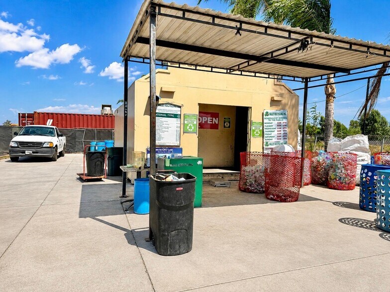 More Photos Of 5666 Etiwanda Ave, Jurupa Valley Storefront For Sale