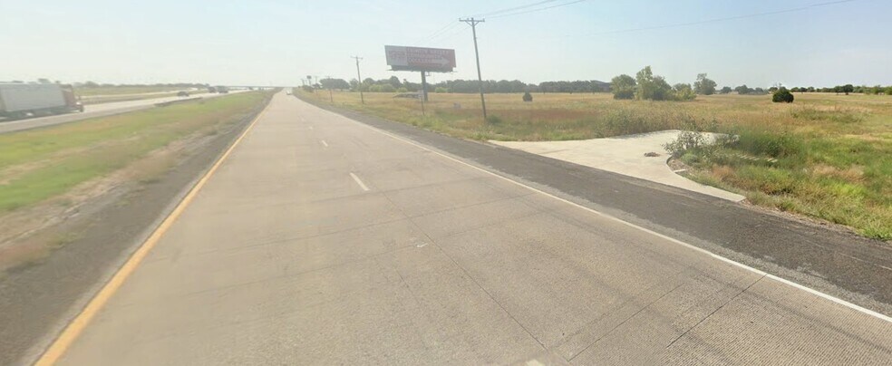 More Photos Of 2 Acres Interstate 20 East Terrell TX, Terrell Land For Lease