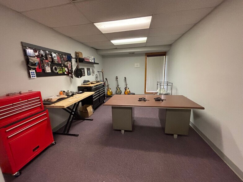 More Photos Of 1213 N Us-127-br, Saint Johns Office For Sale