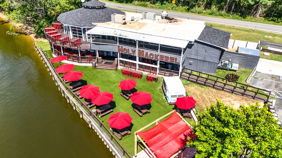 More Photos Of 700 Jordan Point Rd, Hopewell Restaurant For Sale