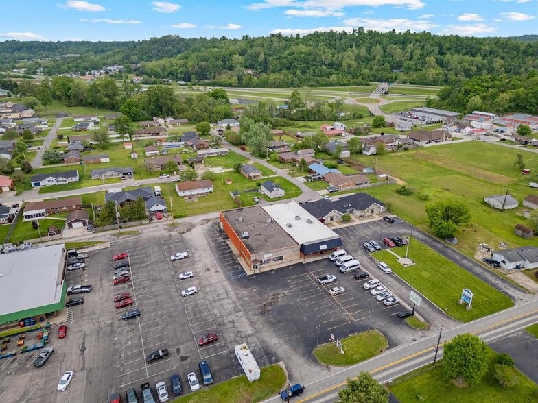 More Photos Of 411 Solida Rd, South Point Storefront For Sale