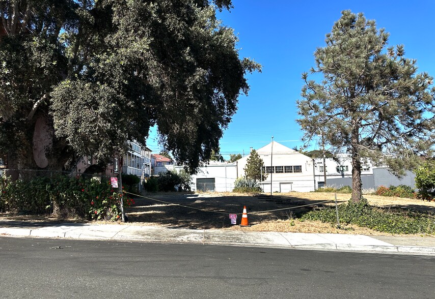 More Photos Of 900-906 Marin St, Vallejo Storefront Retail Residential For Sale