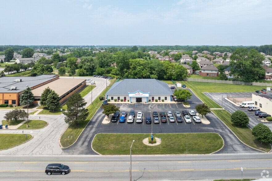 Primary Photo Of , Schererville General Retail For Sale