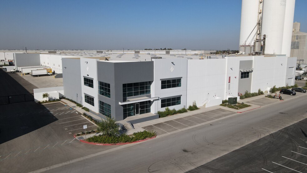 Primary Photo Of 9584 Sugar Rd, Tracy Warehouse For Lease