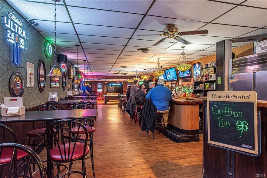 More Photos Of 226 Genesee St, Utica Bar For Sale