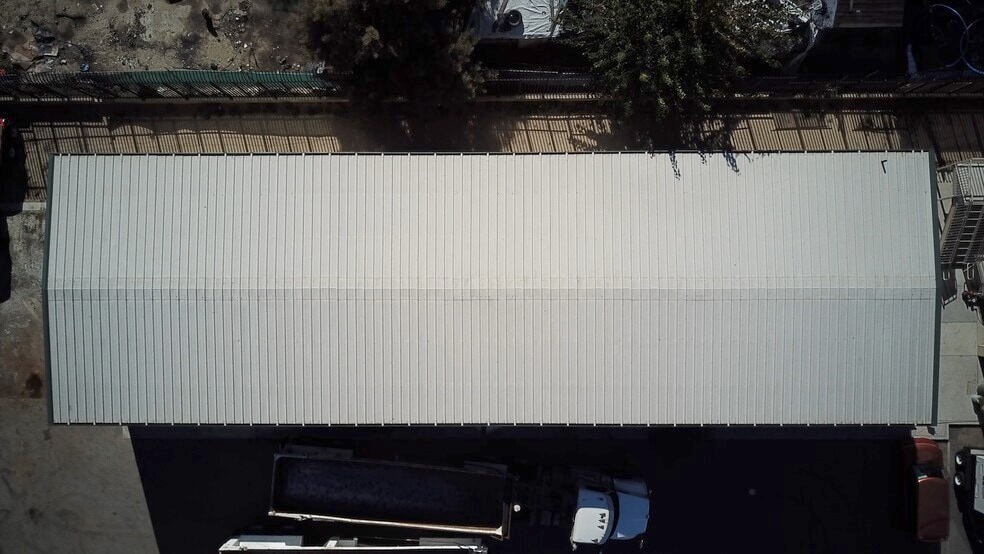 More Photos Of 11185 Roswell Ave, Pomona Warehouse For Lease
