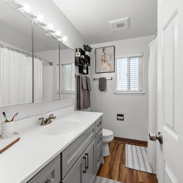 More Photos Of 155 Nova Albion Way, San Rafael Apartments For Sale