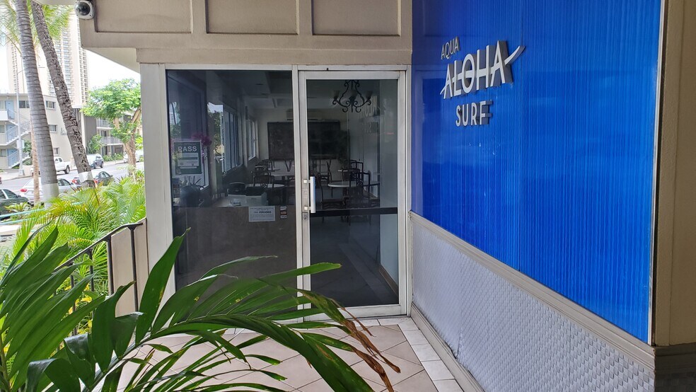 More Photos Of 444 Kanekapolei St, Honolulu Hotel For Lease