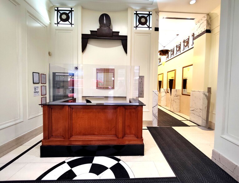 More Photos Of 226 W 37th St, New York Office For Lease