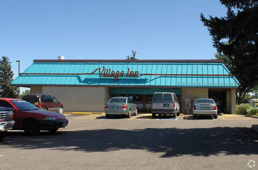 More Photos Of 15395 E Colfax Ave, Aurora Restaurant For Lease
