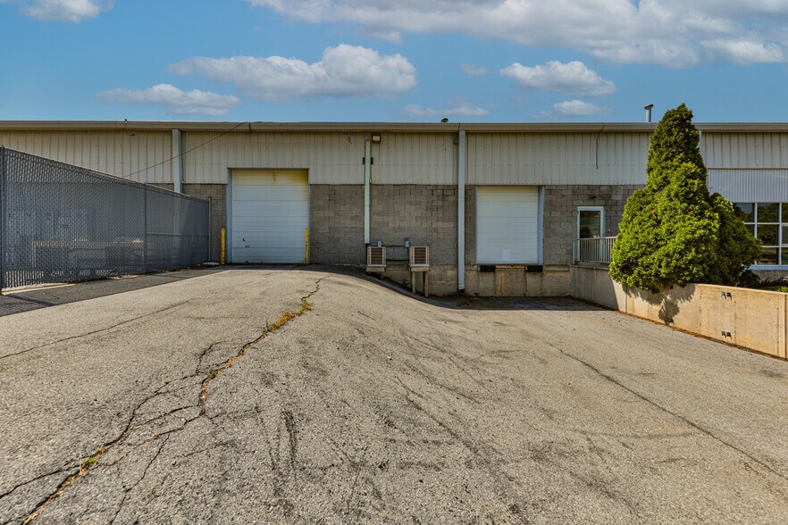 More Photos Of 2299 Brodhead Rd, Bethlehem Office For Sale