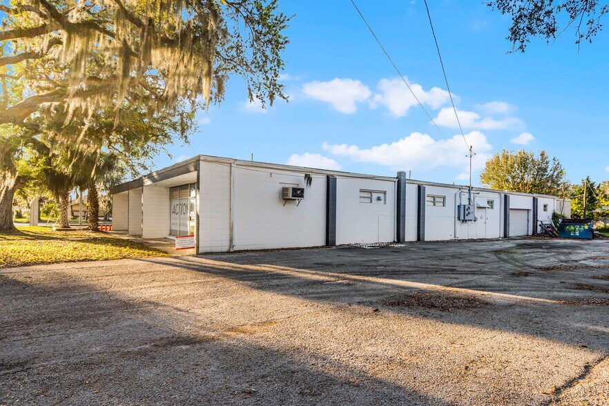 More Photos Of 107 E Polk Ave, Lake Wales General Retail For Sale