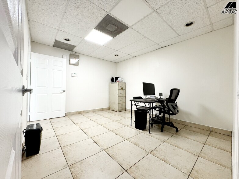 More Photos Of 5745-5759 NW 151st St, Miami Lakes Light Distribution For Lease
