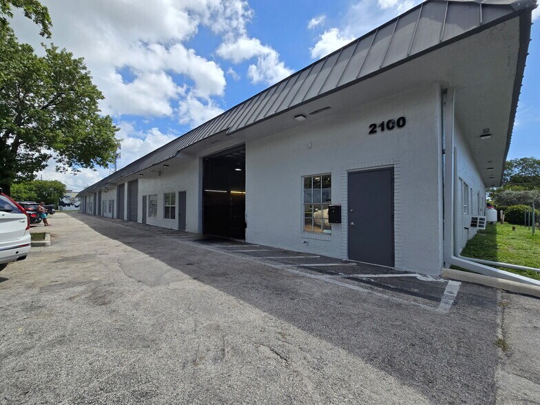 More Photos Of 2100 N Powerline Rd, Pompano Beach Warehouse For Lease