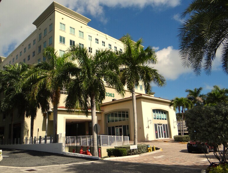 More Photos Of 3363 NE 163rd St, North Miami Beach Medical For Sale