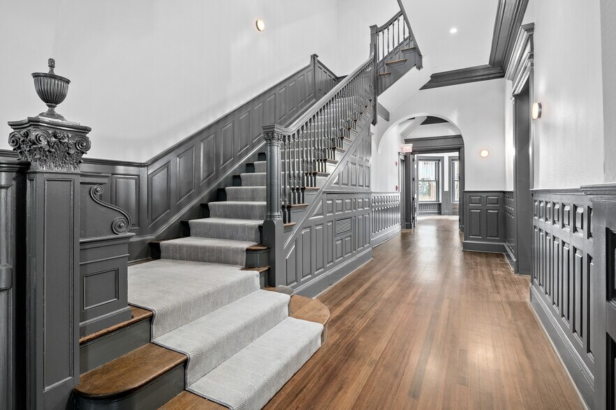 More Photos Of 1718-1720 N St NW, Washington Office For Lease