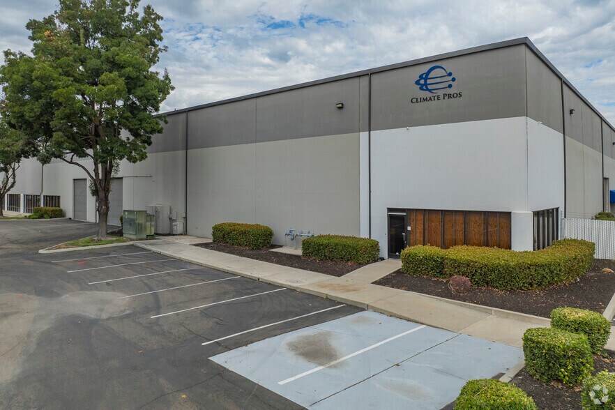 Primary Photo Of 2610 Lycoming St, Stockton Warehouse For Lease