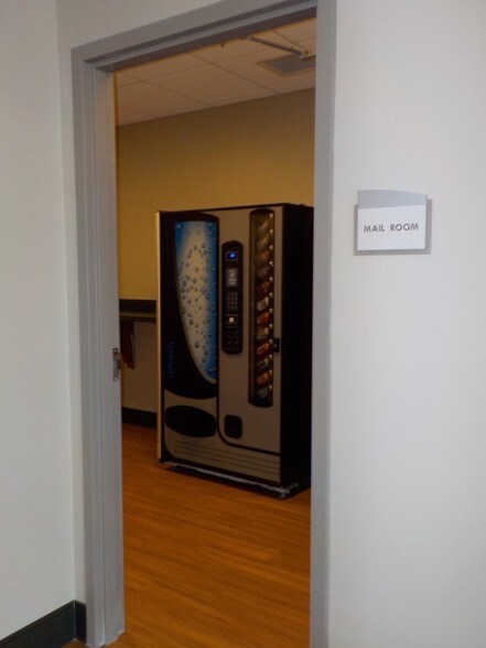 More Photos Of 5700 N Exp 77/83, Brownsville Medical For Lease