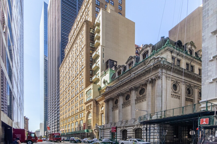 More Photos Of 67 Liberty St, New York Apartments For Lease