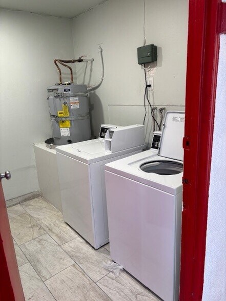 More Photos Of 120 E Pine St, Santa Ana Apartments For Sale