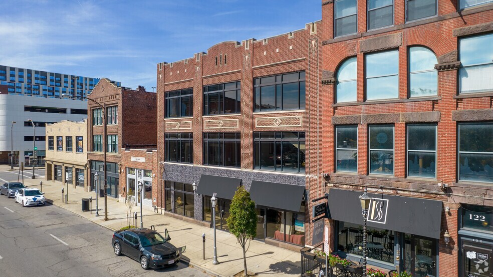 More Photos Of 118 E Main St, Columbus Loft Creative Space For Lease