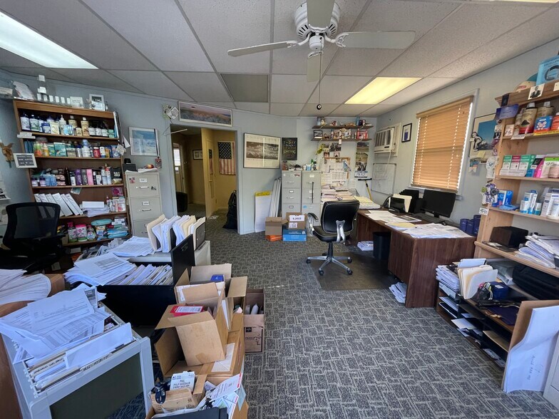 More Photos Of 2504 Grand Ave, Baldwin Office For Lease