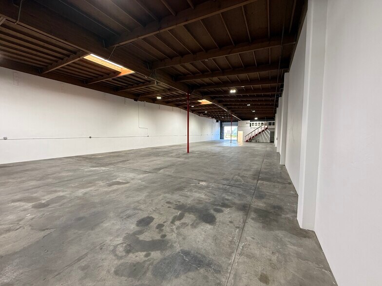 More Photos Of 401-483 McCormick St, San Leandro Warehouse For Lease