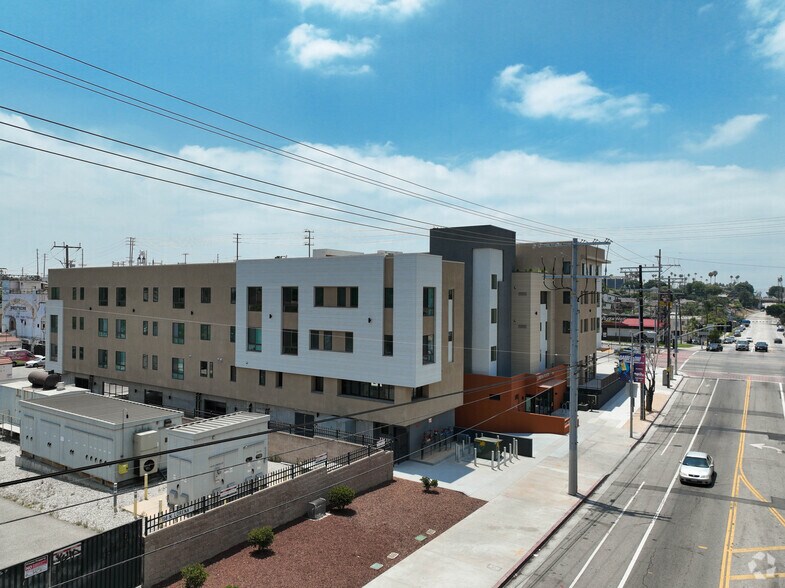 More Photos Of 3401 E 1st St, Los Angeles Apartments For Lease