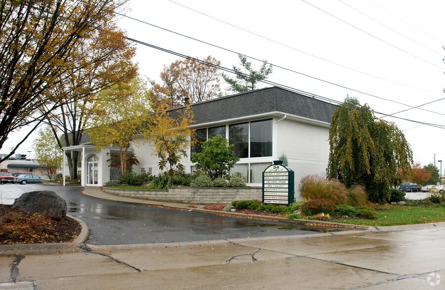 More Photos Of 34 Merz Blvd, Akron Medical For Lease