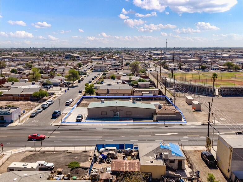 More Photos Of 817 S 4th St, El Centro Office For Sale