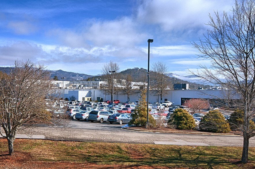 More Photos Of 108 Monticello Rd, Weaverville Manufacturing For Lease