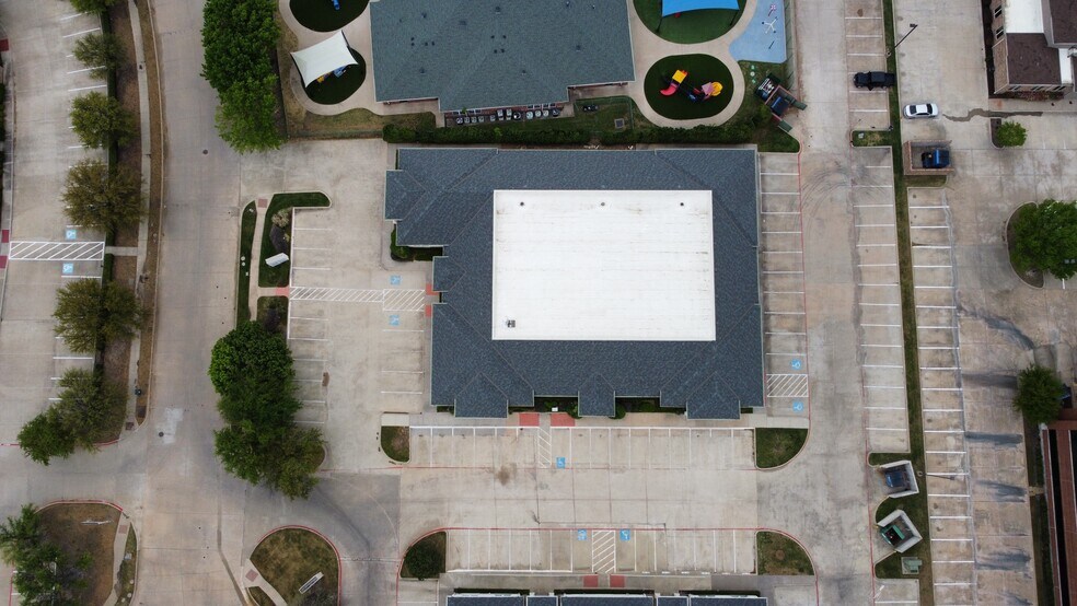 More Photos Of 6105 Windcom Ct, Plano Medical For Lease