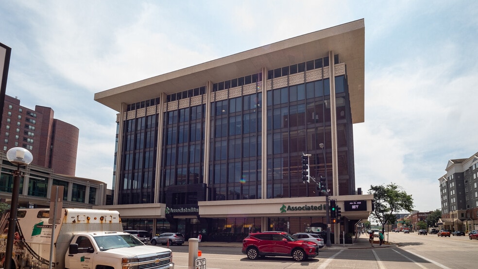 More Photos Of 206 S Broadway, Rochester Office For Lease